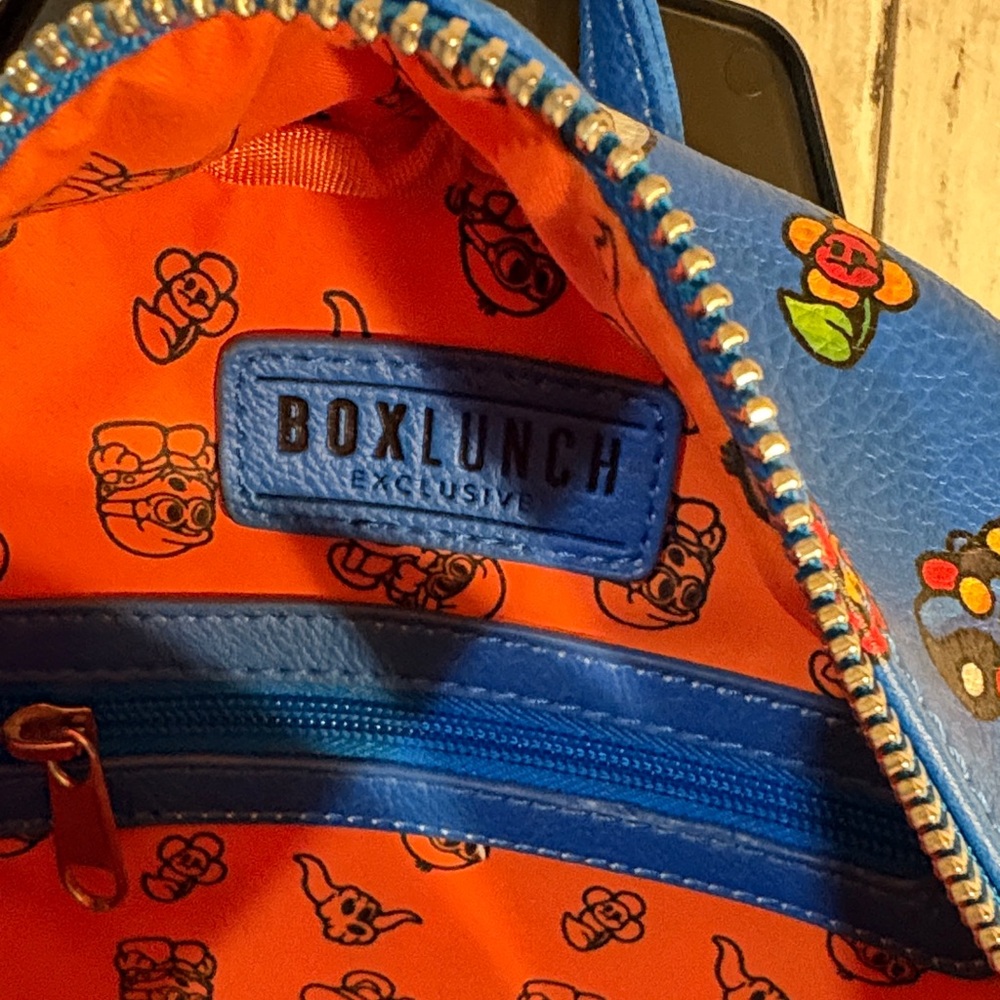 Minion Cartoon Backpack - Picture 2 of 4